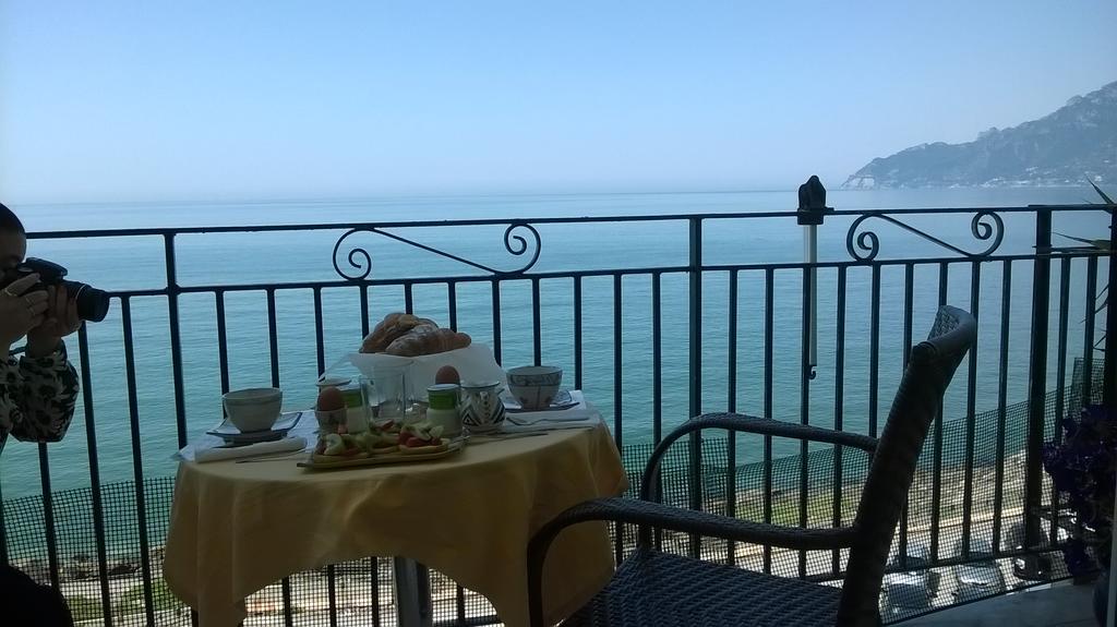 Fronte Del Mare *